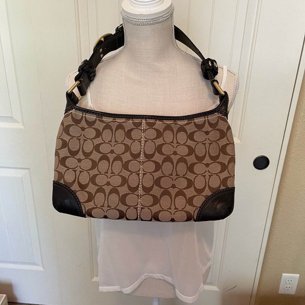 Coach bag, like new condition.